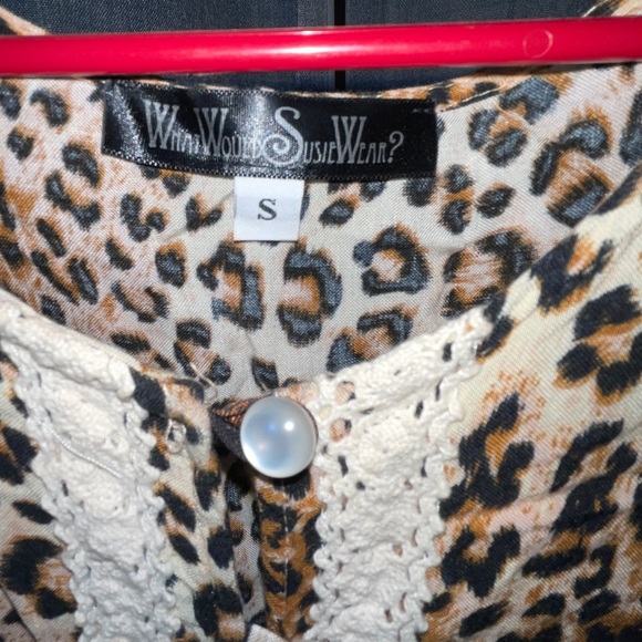What Would Susie Wear? Cheetah Print High Low Dress Open Front Size Small - Picture 2 of 9